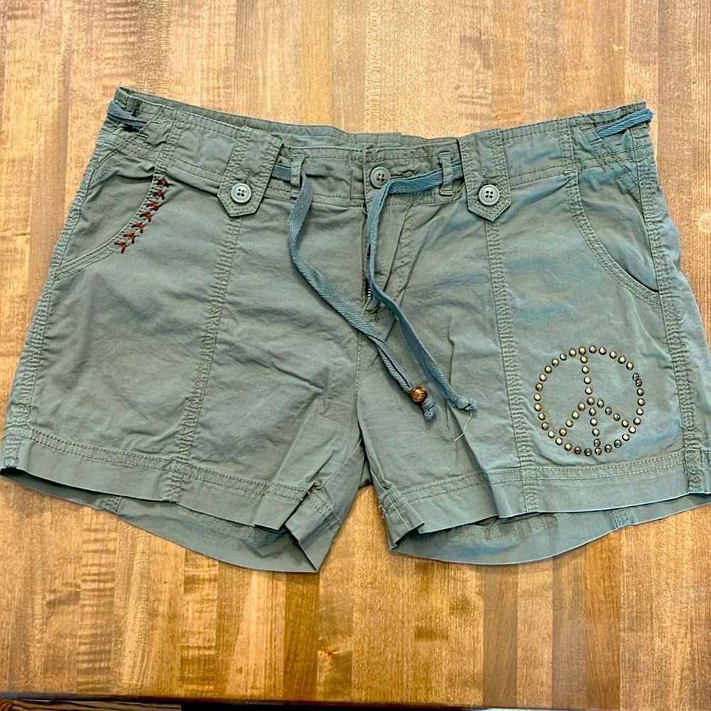 Ocean Drive olive green shorts